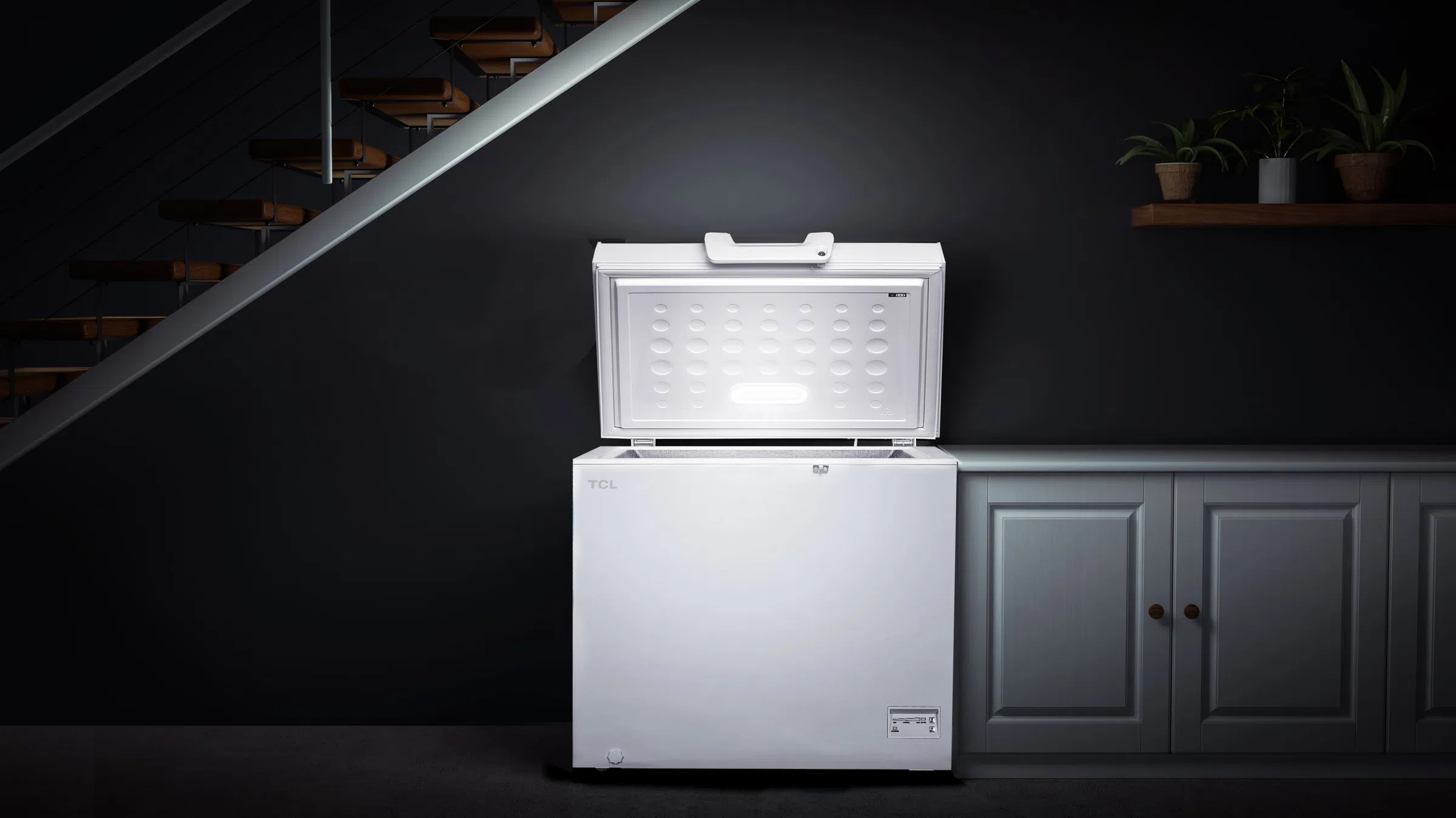 TCL 300L Chest Freezer - Image 3